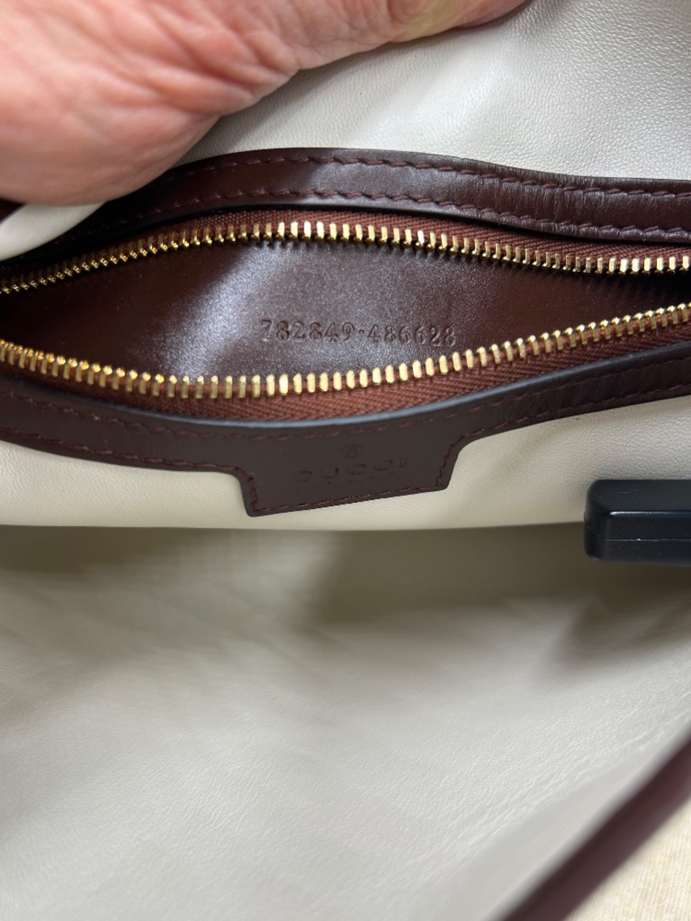 **************Women’s Gucci Jackie 1961 Shoulder Bag. Expertly crafted in Italy. - Picture 11 of 14